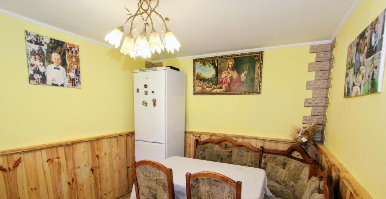 Котедж "Гірський Затишок" Jaremče Exteriér fotografie